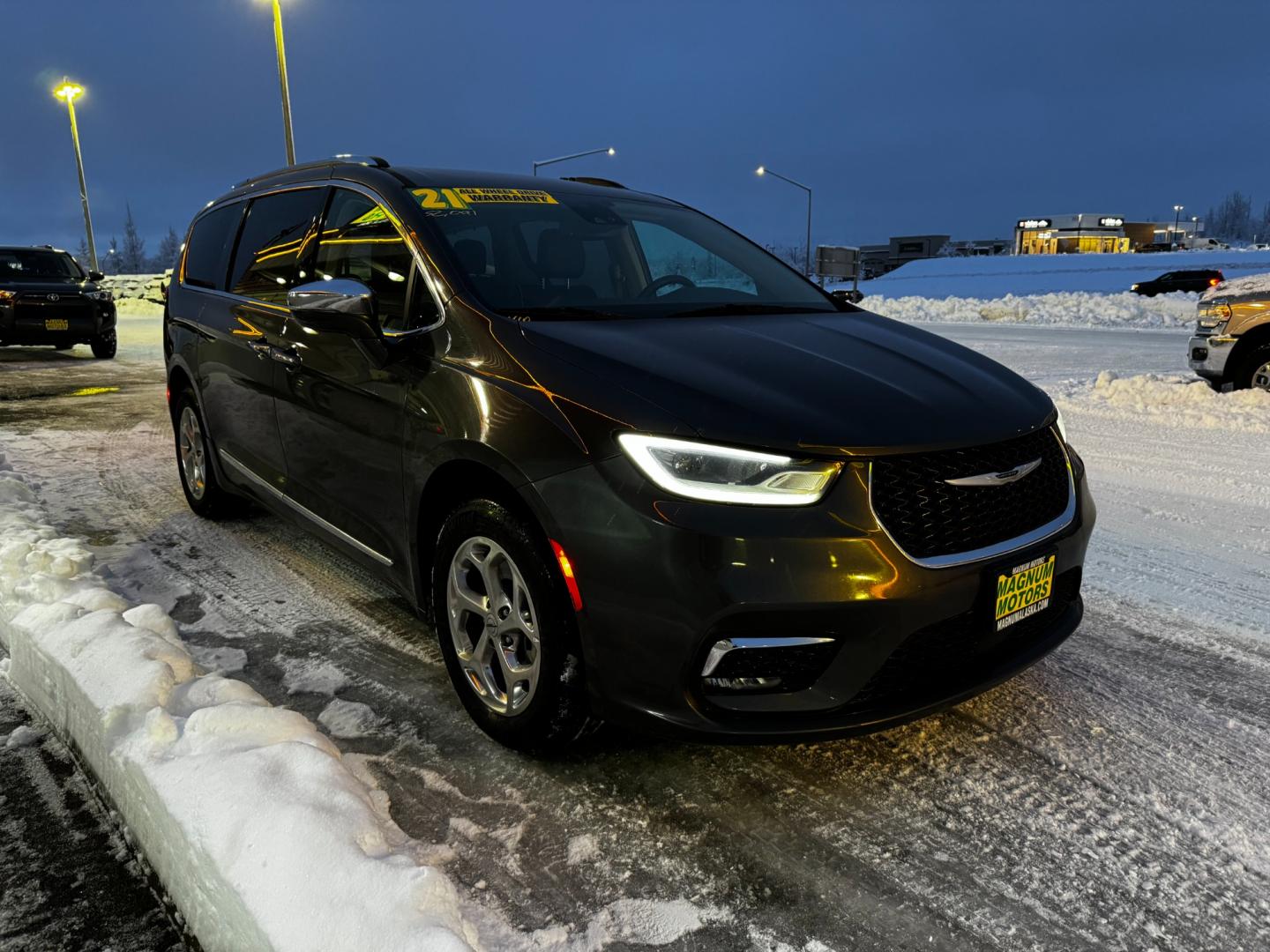 2021 Gray /Black Chrysler Pacifica LIMITED (2C4RC3GG6MR) , located at 1960 Industrial Drive, Wasilla, 99654, (907) 274-2277, 61.573475, -149.400146 - Photo#7